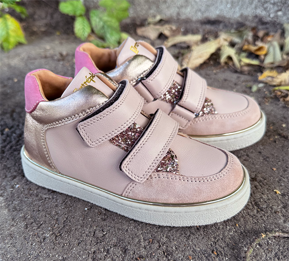 Stilfulde Velcro Sneakers til Børn – Nude Glimmer Udsalg!